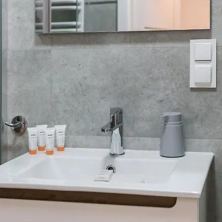 Apartment Lwowska By The Malta By Renters