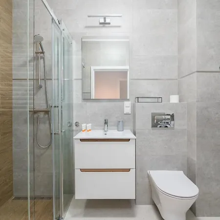 Lwowska By The Malta By Renters Poznan
