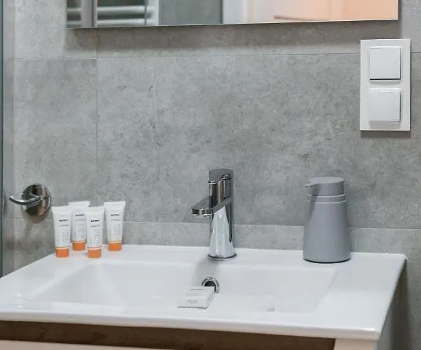 Apartamento Lwowska By The Malta By Renters