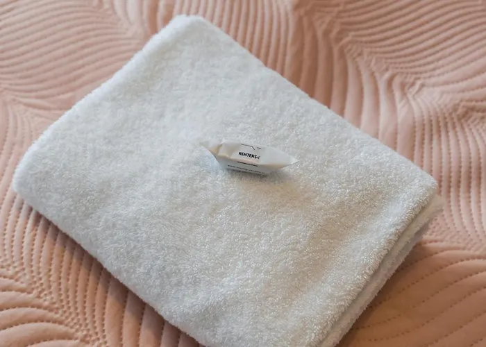 Lägenhet Lwowska By The Malta By Renters *