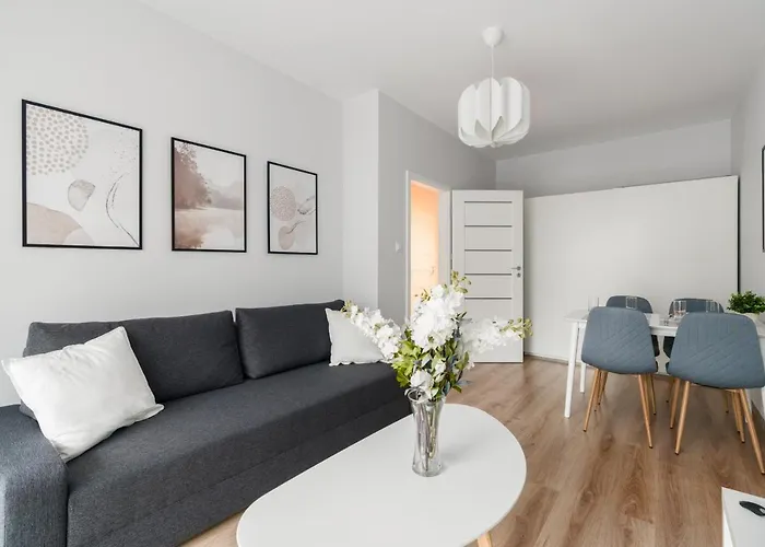 Lägenhet Lwowska By The Malta By Renters